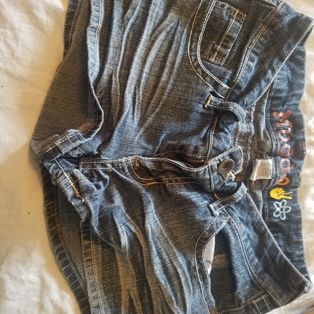 Shorts - Picture 2 of 2